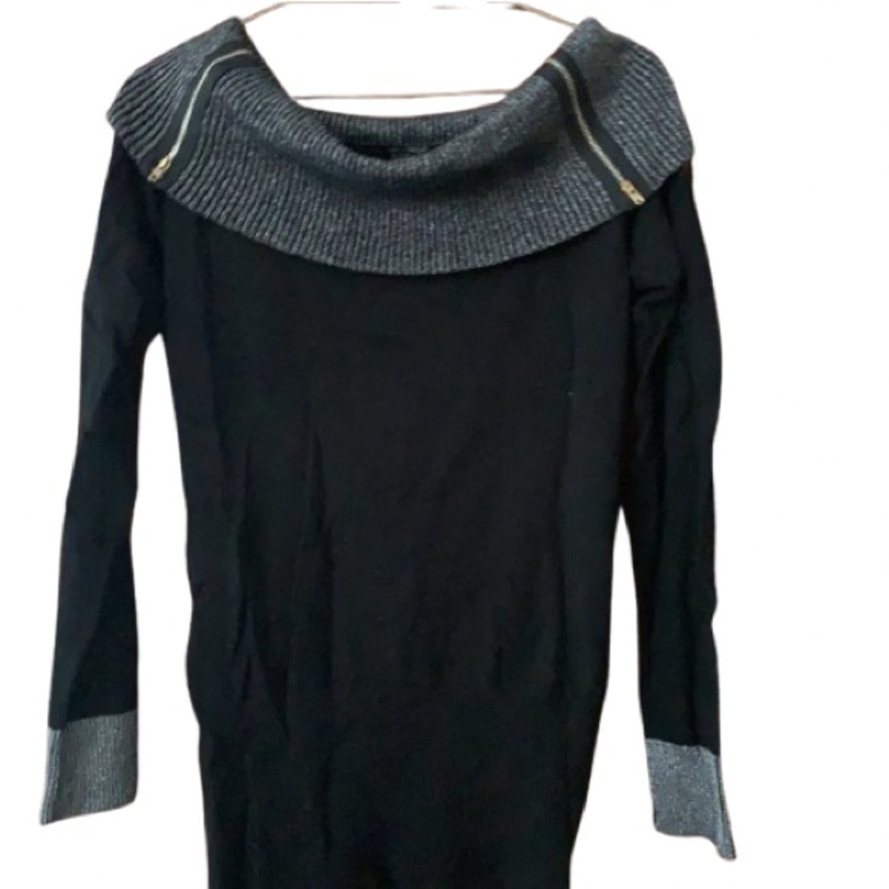VENUS Black and Gray Off-the-Shoulder Sweater